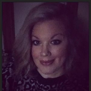 Meet your Posher, Liz